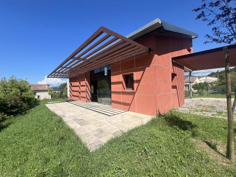 Villa - 340 m² - 5 pièces