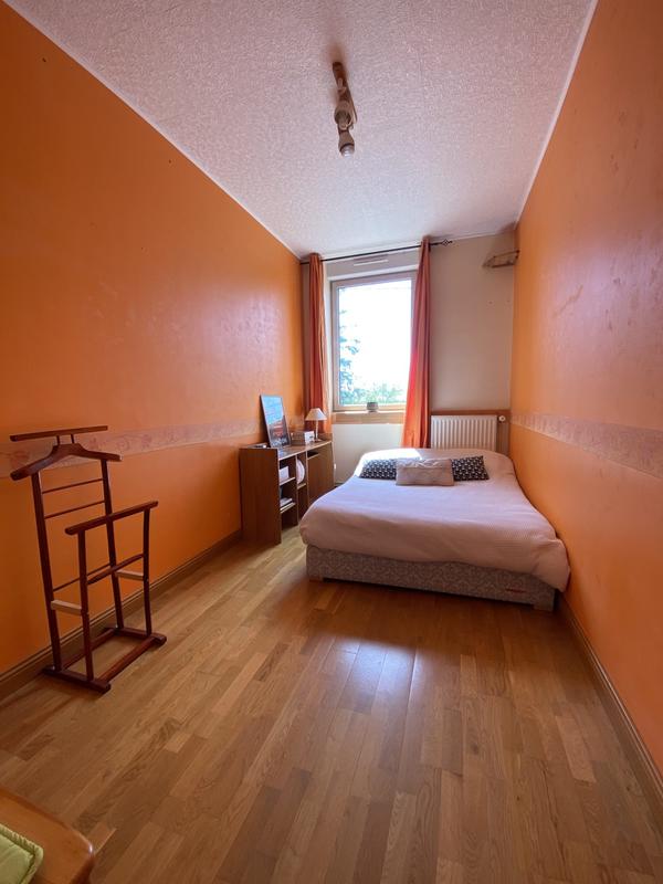 Maison - 200 m² - 6 pièces