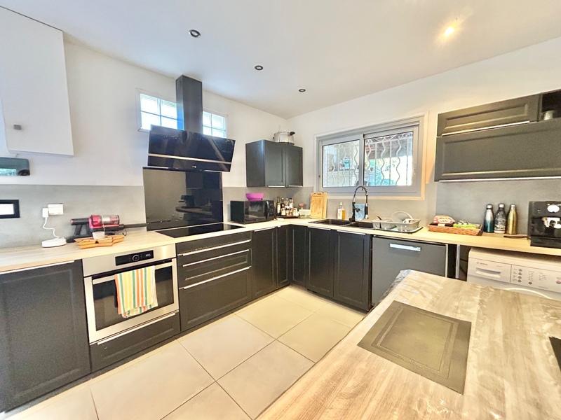 Maison - 123 m² - 4 pièces