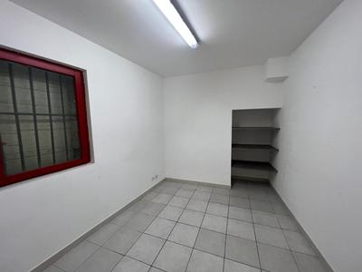 Local commercial - 50 m² - 4 pièces