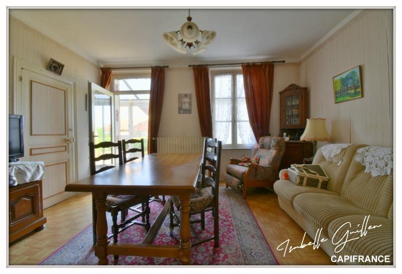 Maison - 98 m² - 5 pièces