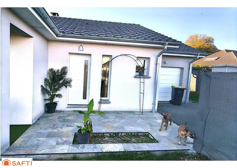 Maison - 98 m² - 4 pièces