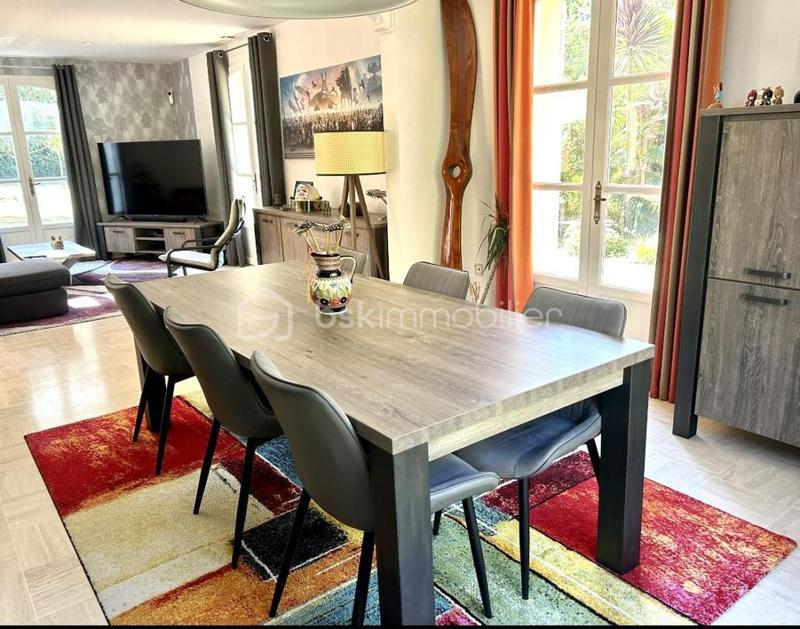 Maison - 135 m² - 7 pièces