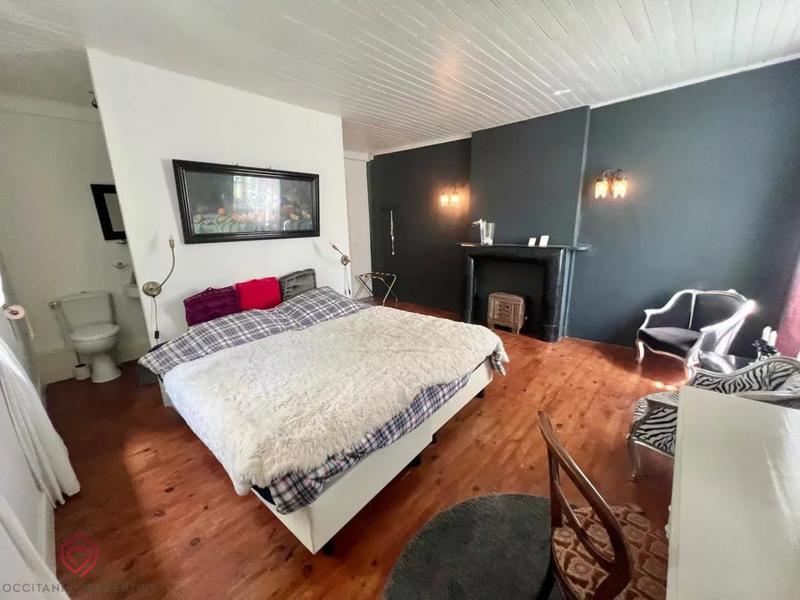 Maison de maîtres - 585 m² - 20 pièces