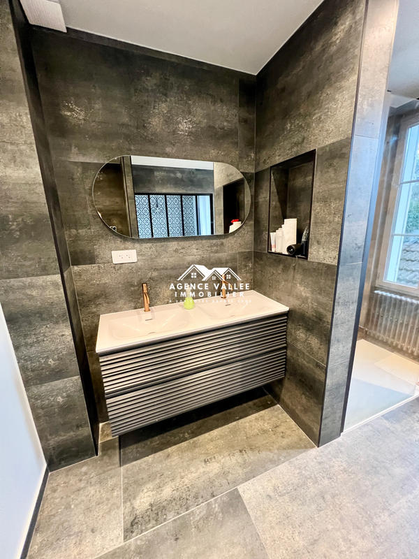 Maison ancienne - 105 m² - 5 pièces