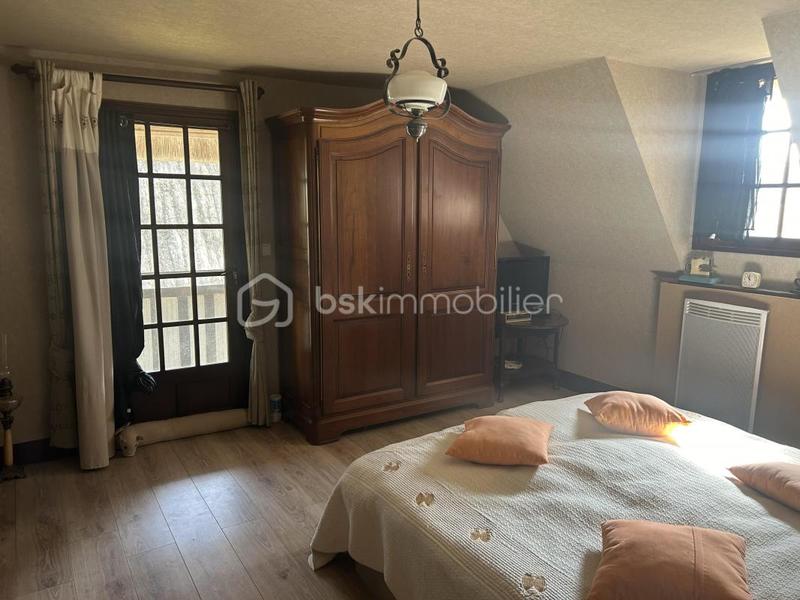 Chaumière - 170 m² - 6 pièces