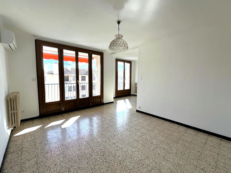 Appartement - 93 m² - 4 pièces