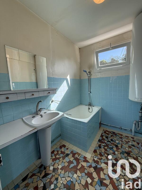 Maison - 99 m² - 5 pièces