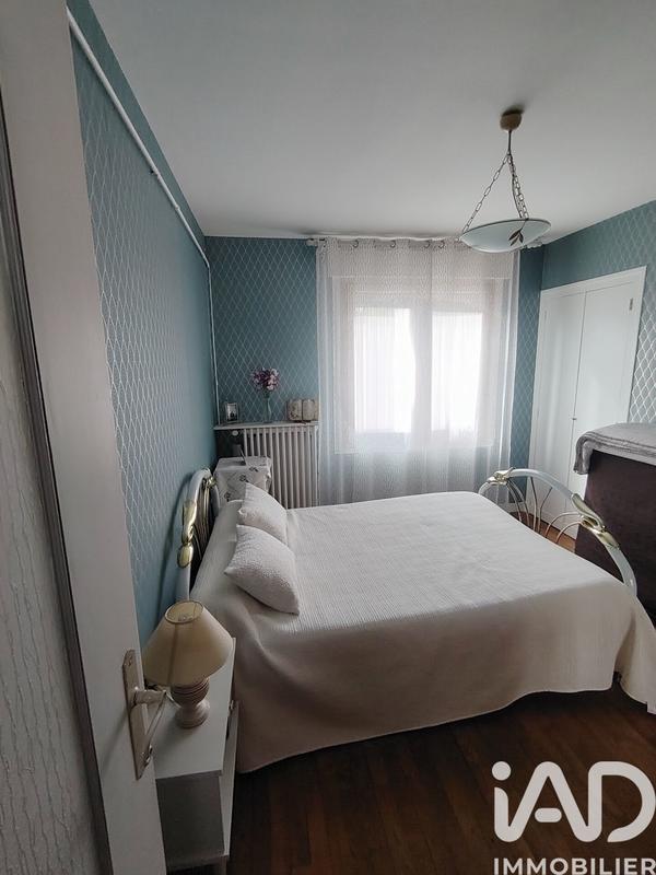 Appartement - 100 m² - 5 pièces