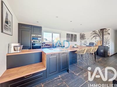 Maison - 95 m² - 6 pièces