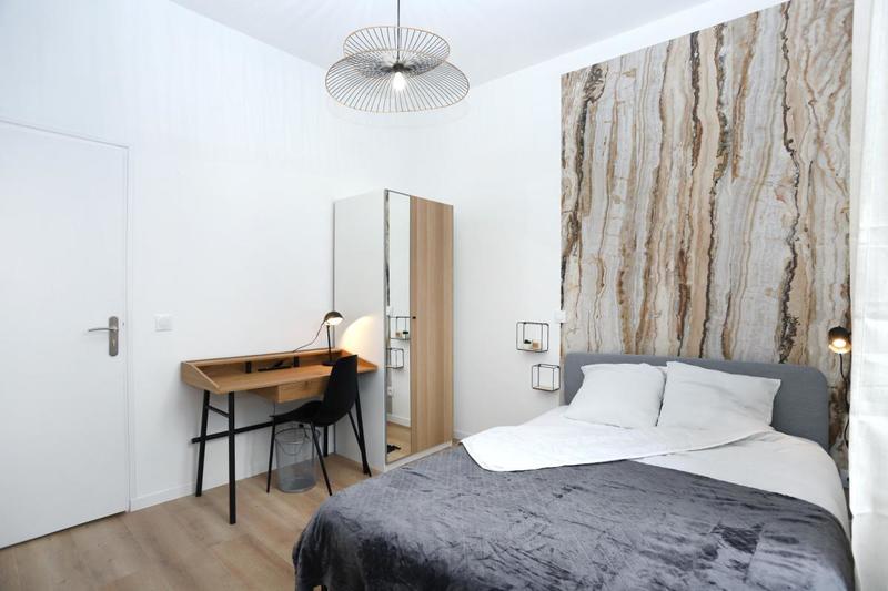 Appartement - 95 m² - 6 pièces