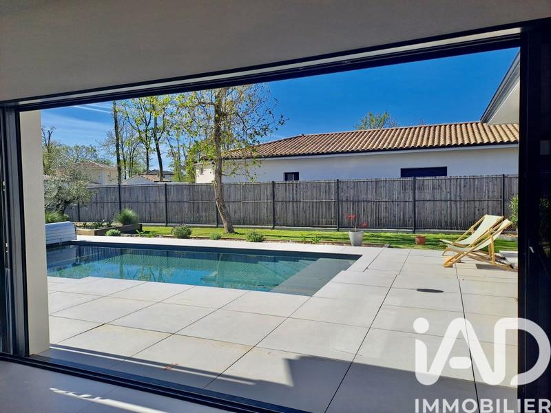 Maison de maîtres - 141 m² - 6 pièces