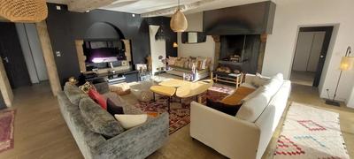 Maison - 300 m² - 7 pièces