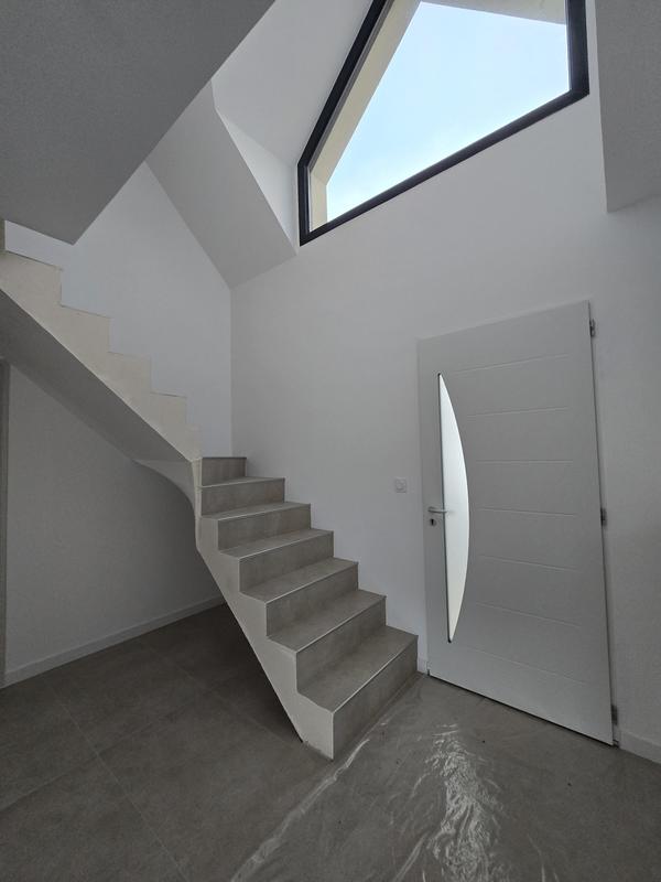 Maison - 127 m² - 5 pièces