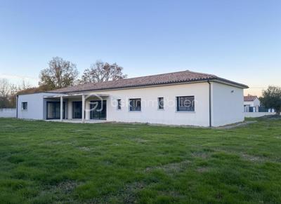 Maison - 168 m² - 6 pièces