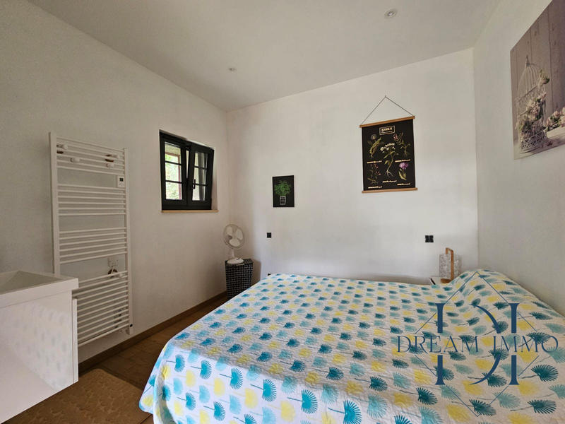 Maison - 340 m² - 14 pièces