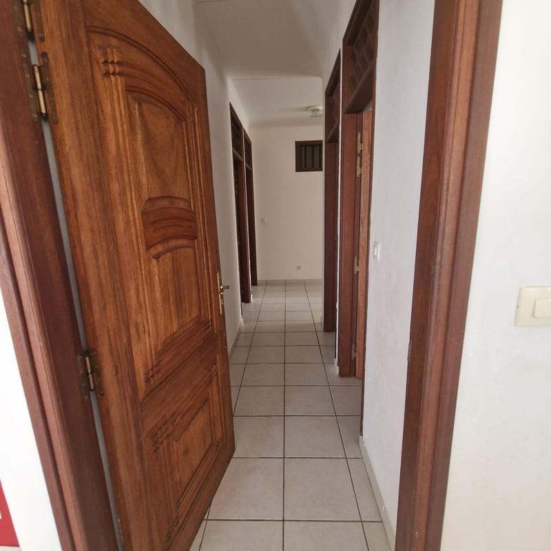 Maison - 150 m² - 4 pièces