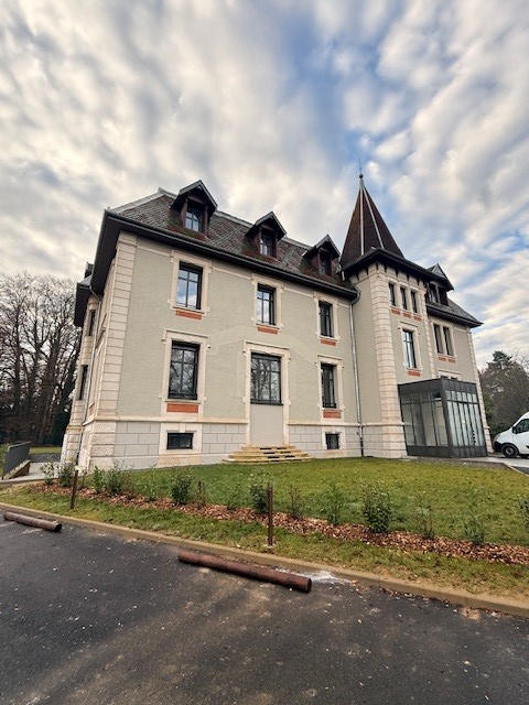 Appartement - 107 m² - 5 pièces