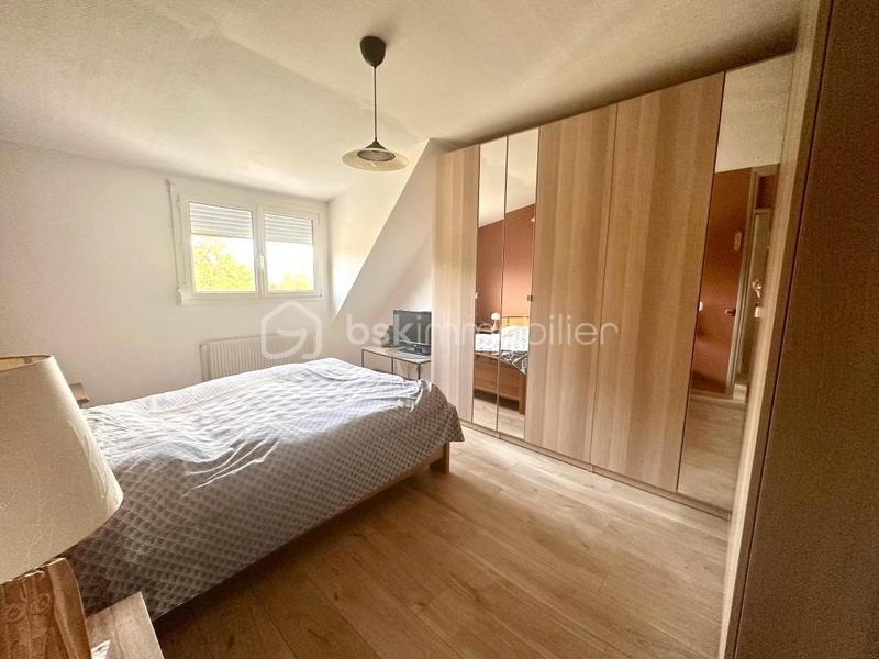 Maison - 93 m² - 5 pièces