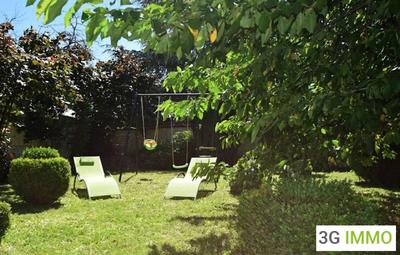 Maison chambre d'hôtes - 309 m² - 12 pièces