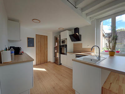 Appartement - 105 m² - 4 pièces