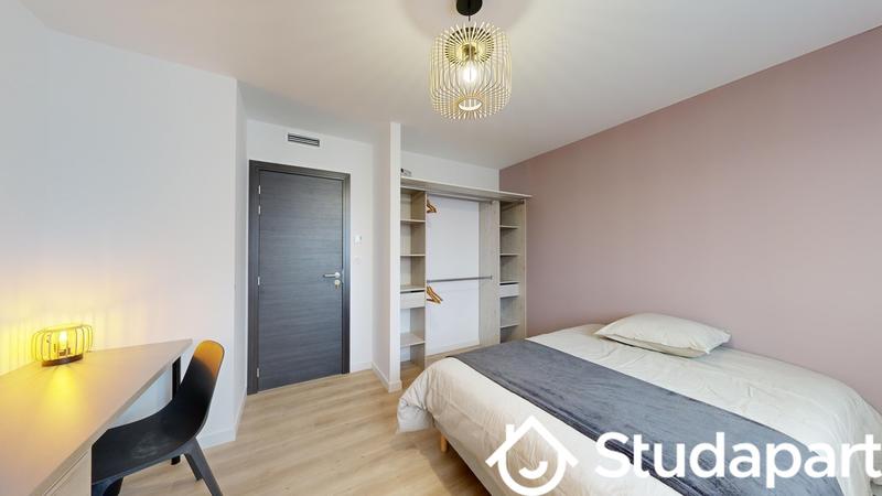 Chambre - 17 m² - 1 pièce