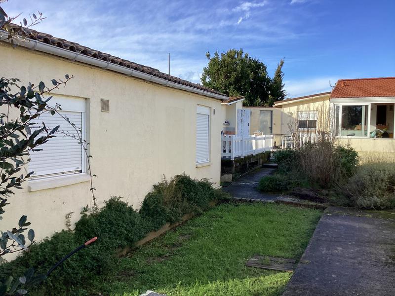 Maison - 158 m² - 8 pièces