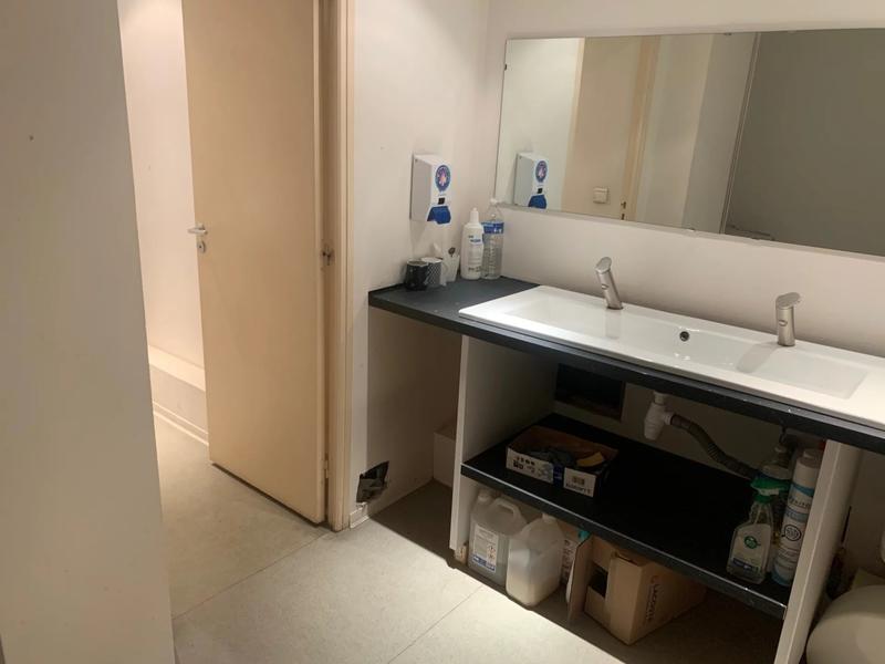 Bureau - 150 m² - 5 pièces