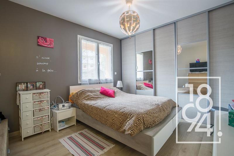 Maison - 111 m² - 4 pièces