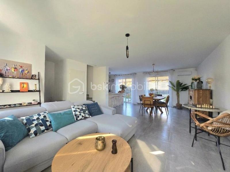 Maison - 118 m² - 5 pièces