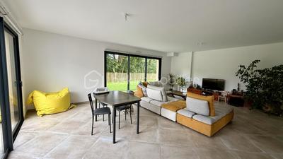 Maison - 133 m² - 5 pièces