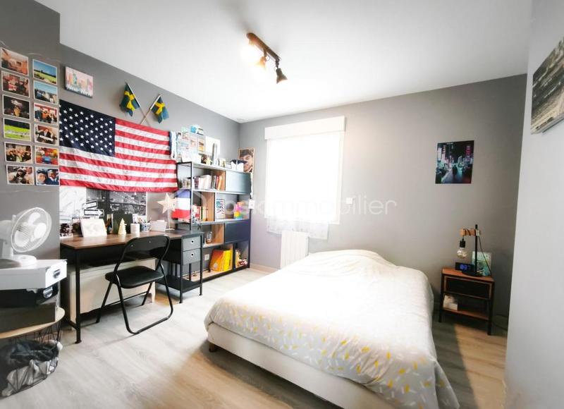 Maison traditionnelle - 134 m² - 7 pièces