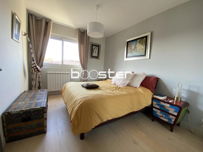 Appartement ancien - 98 m² - 4 pièces