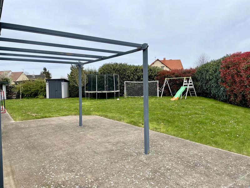 Maison - 153 m² - 8 pièces