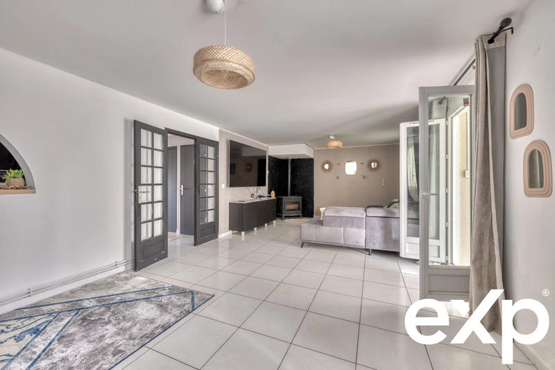 Maison - 162 m² - 7 pièces