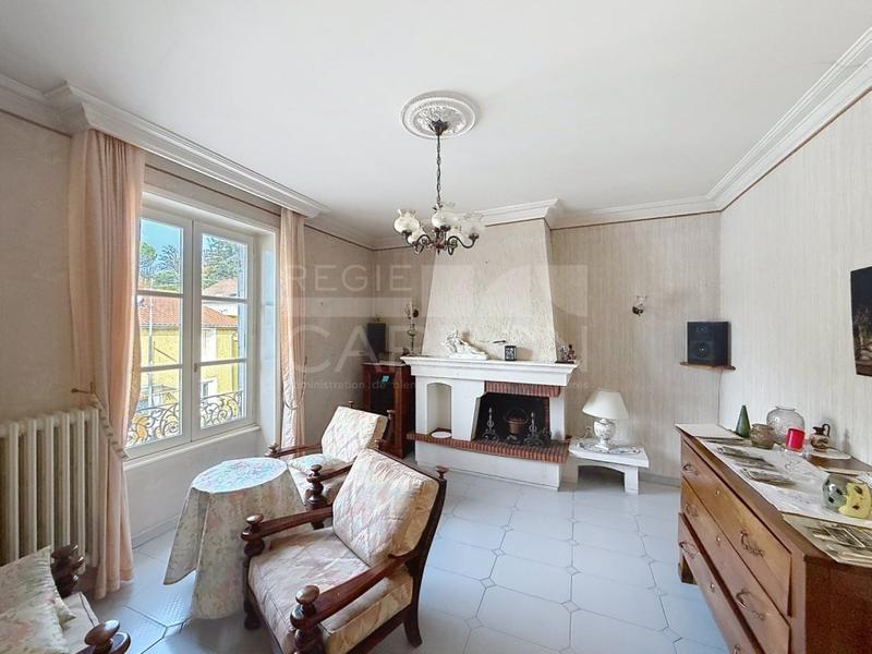 Maison - 166 m² - 6 pièces