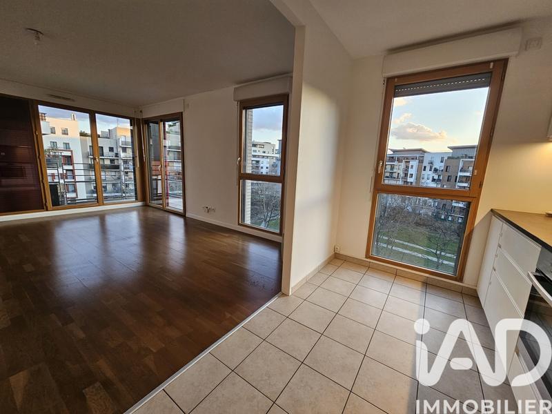 Appartement - 81 m² - 4 pièces
