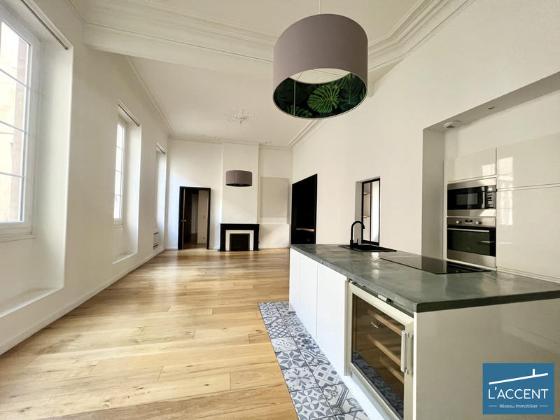 Appartement - 129 m² - 5 pièces