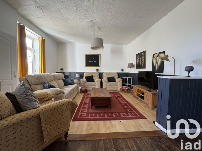 Maison - 650 m² - 25 pièces