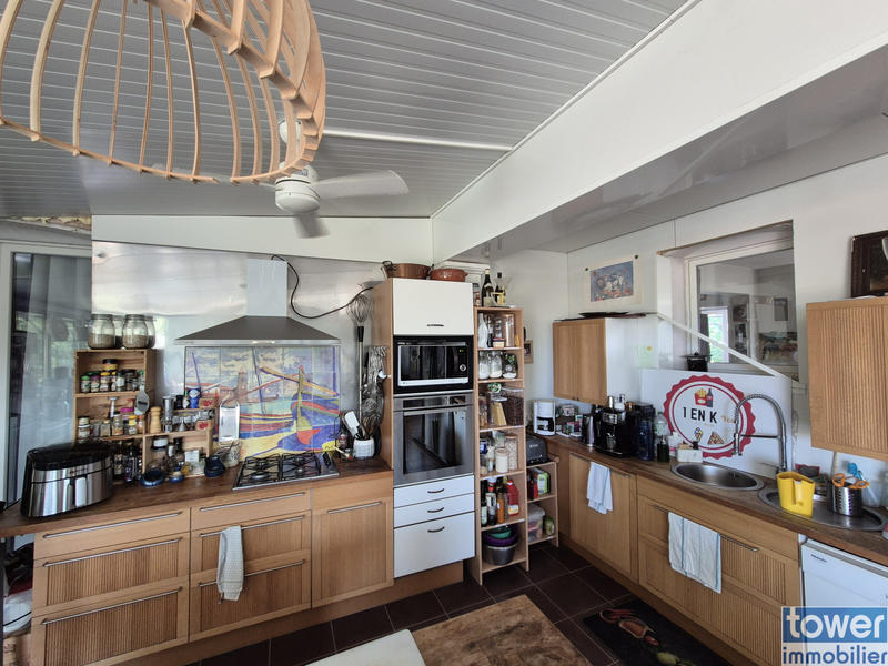 Maison - 180 m² - 7 pièces