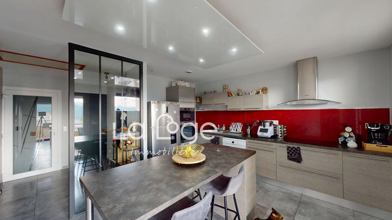 Appartement - 113 m² - 4 pièces