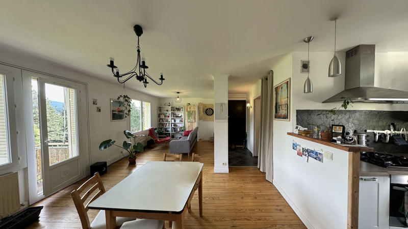 Appartement - 64 m² - 3 pièces