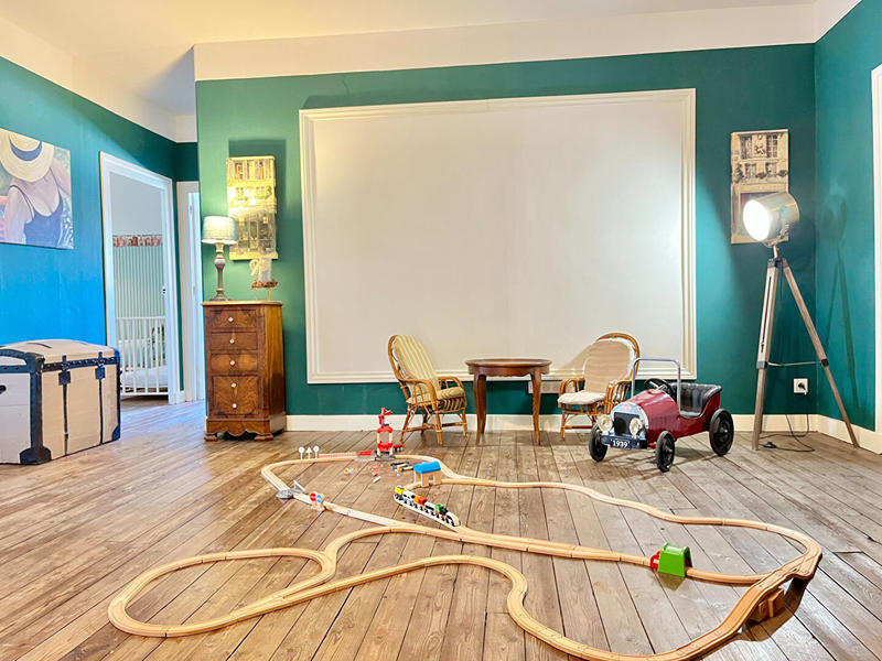 Maison - 377 m² - 10 pièces