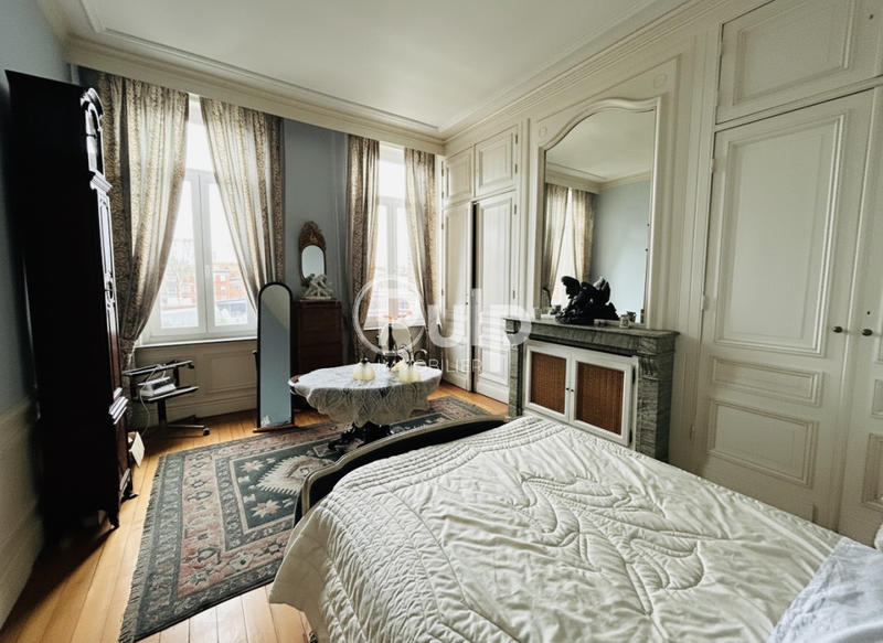 Maison de maîtres - 294 m² - 8 pièces