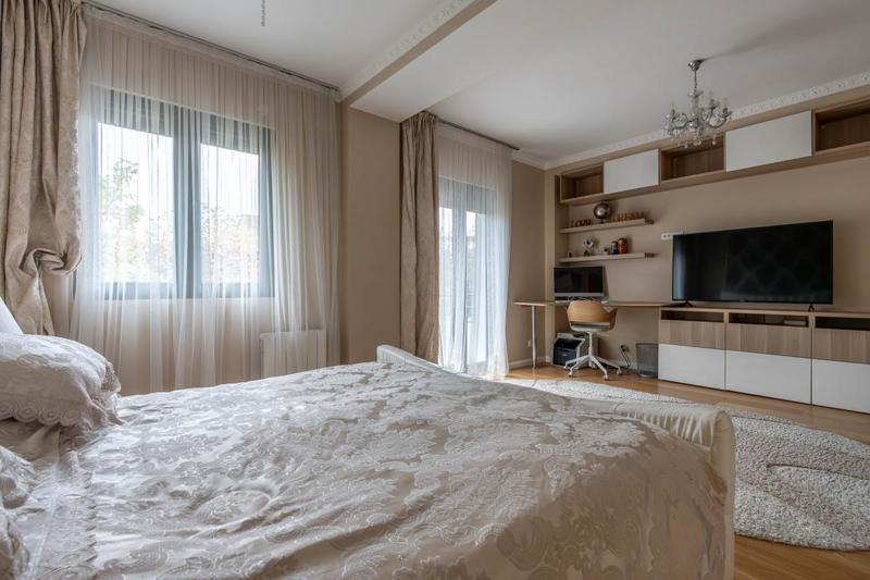 Maison - 148 m² - 6 pièces