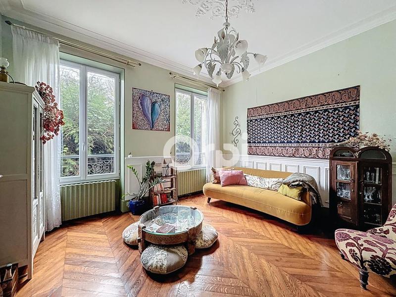 Maison - 96 m² - 5 pièces