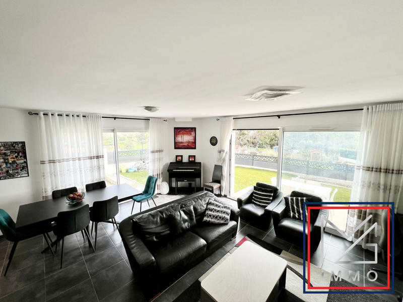 Maison - 100 m² - 4 pièces