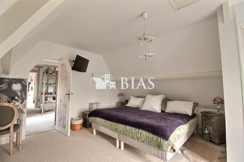 Maison - 136 m² - 5 pièces