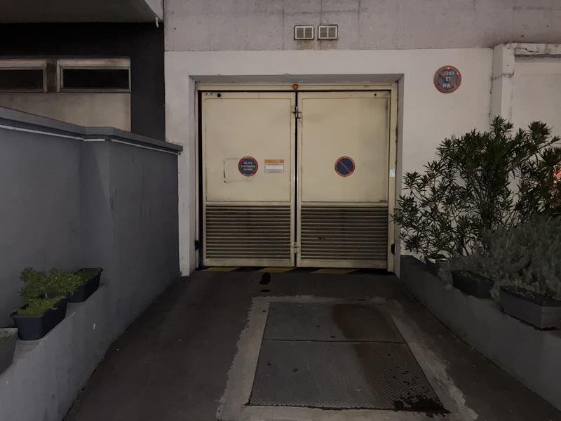 Parking / Garage - 66 m²