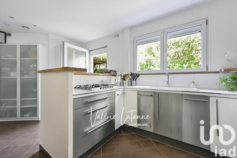 Maison - 88 m² - 4 pièces